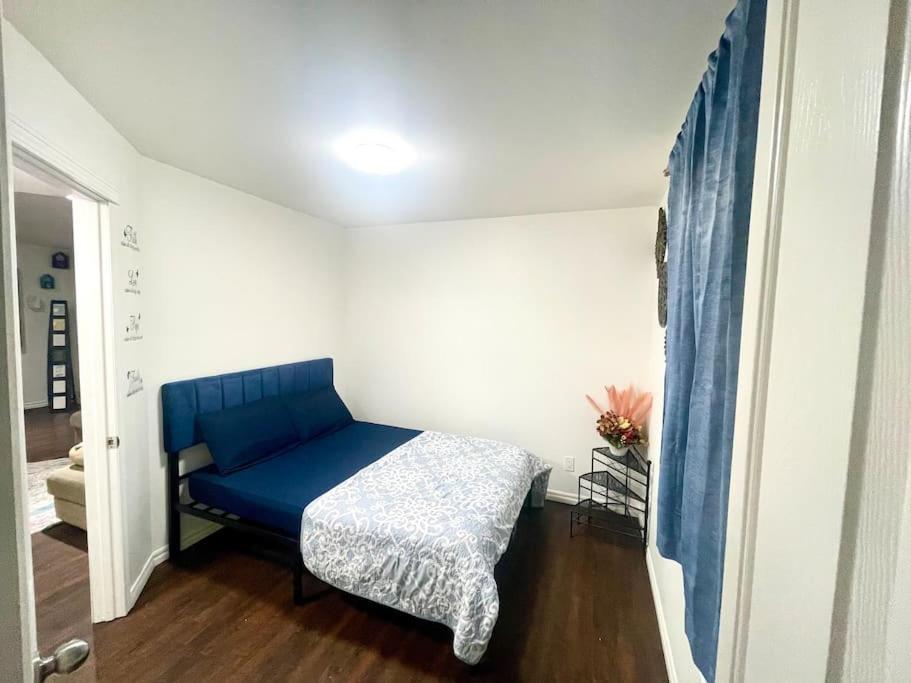 Apartment Separate *