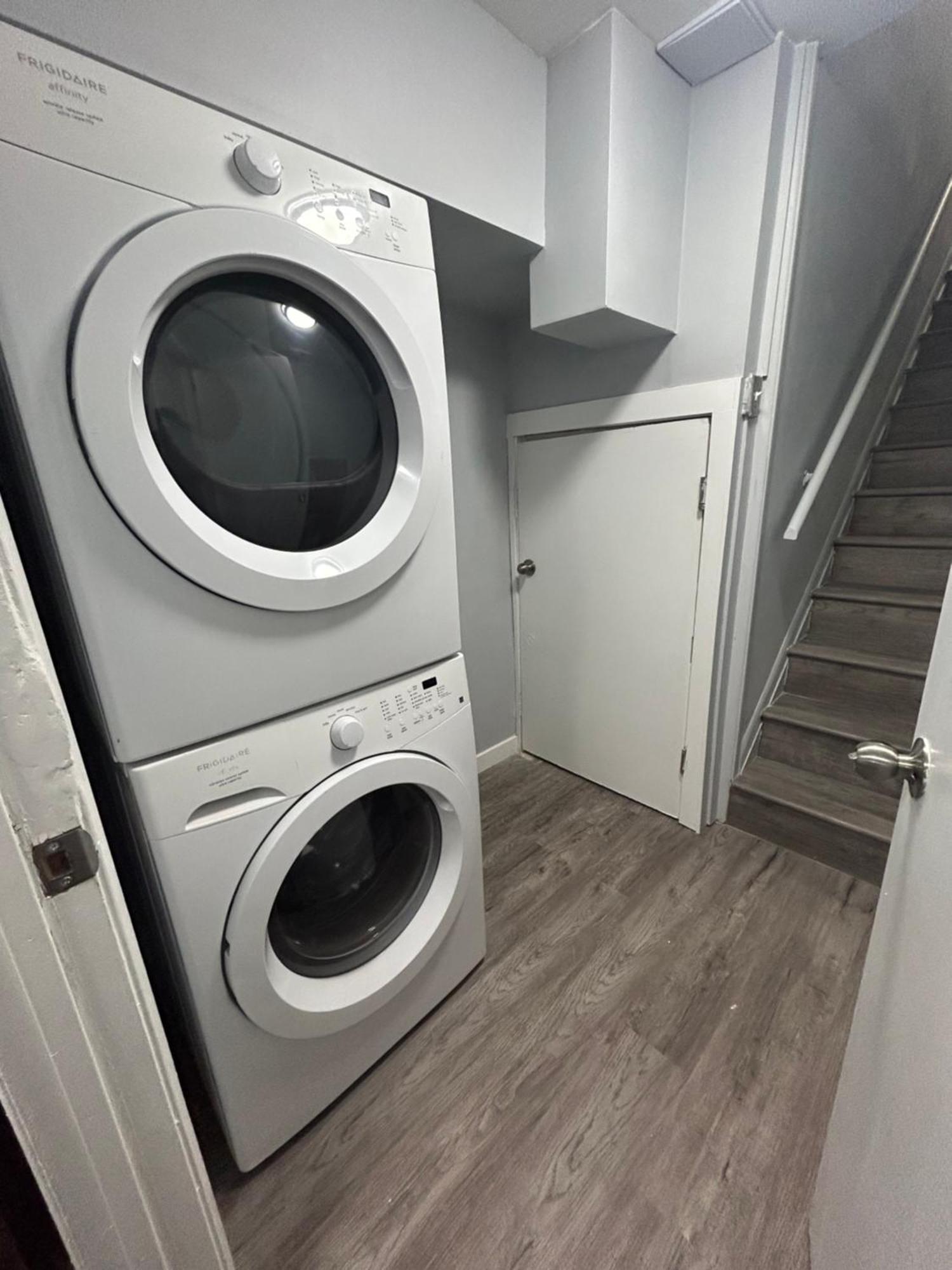 Cute Highlandpark Apartment Calgary