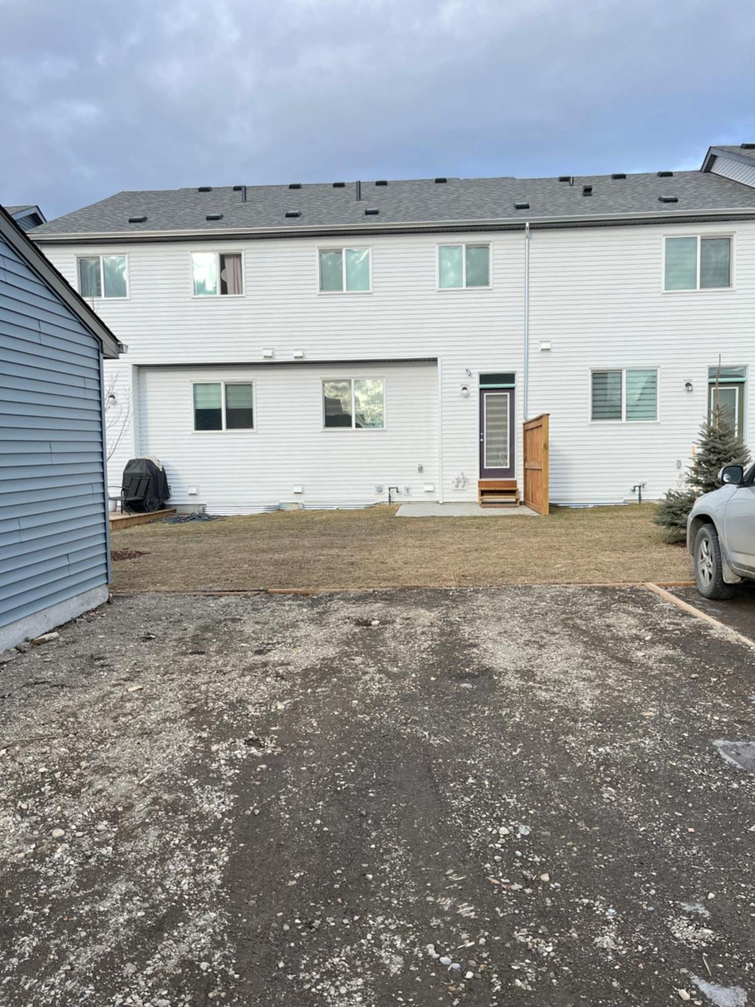 Private Entire Townhouse Retreat Close To Guest house