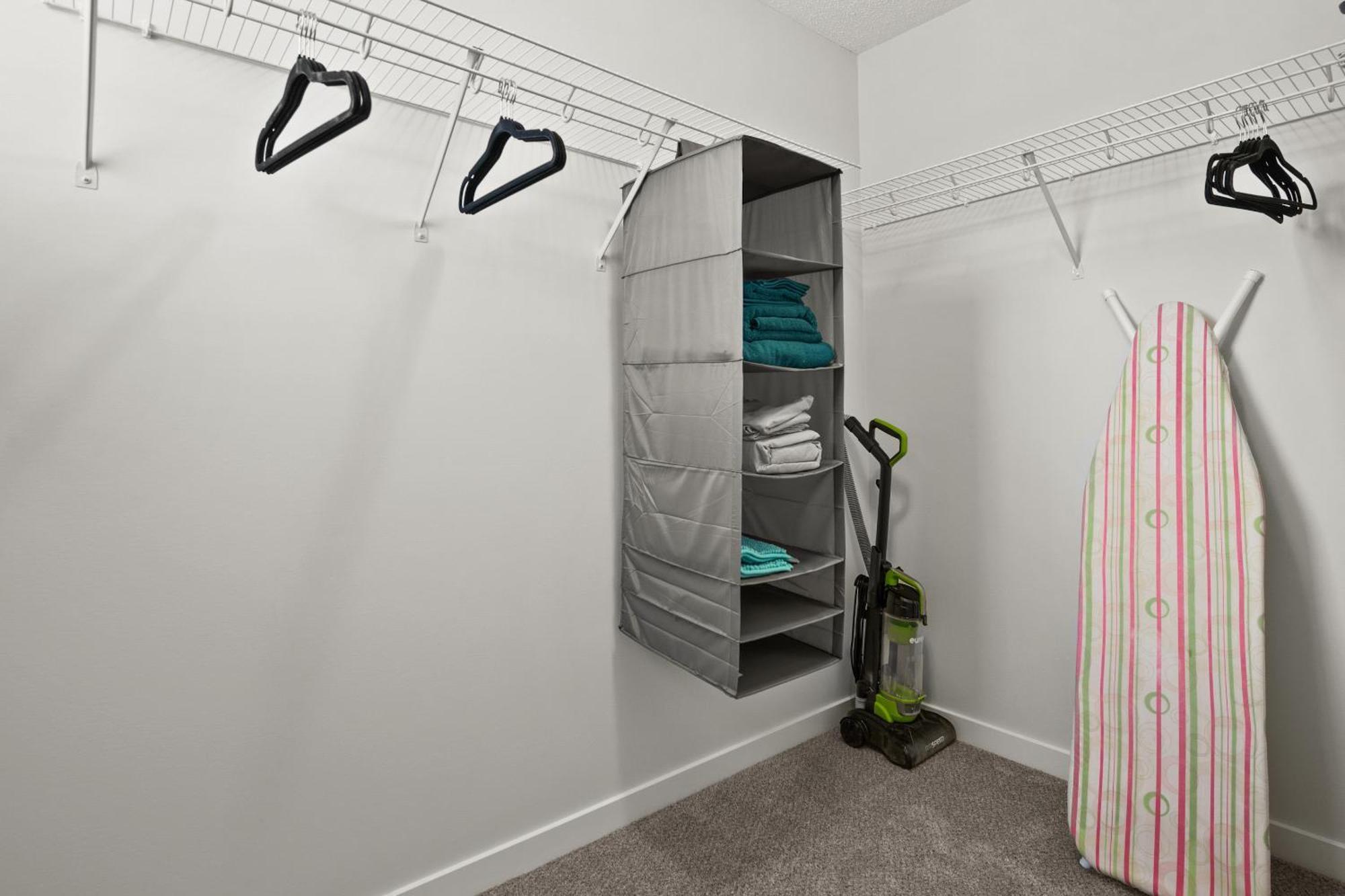 Apartment Globalstay New In Cranbrook Free Street Parking Calgary