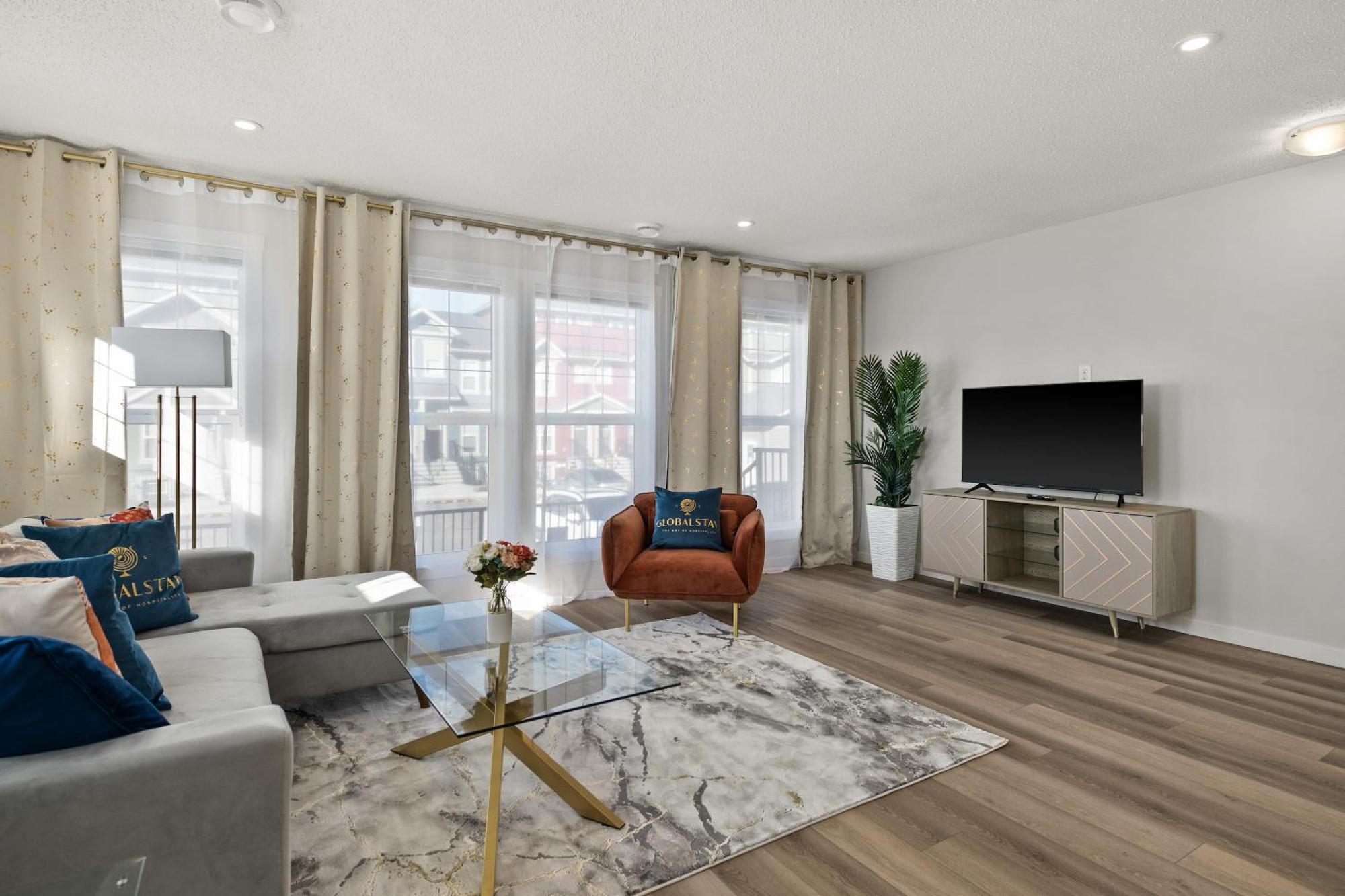 Globalstay New In Cranbrook Free Street Parking Apartment Calgary