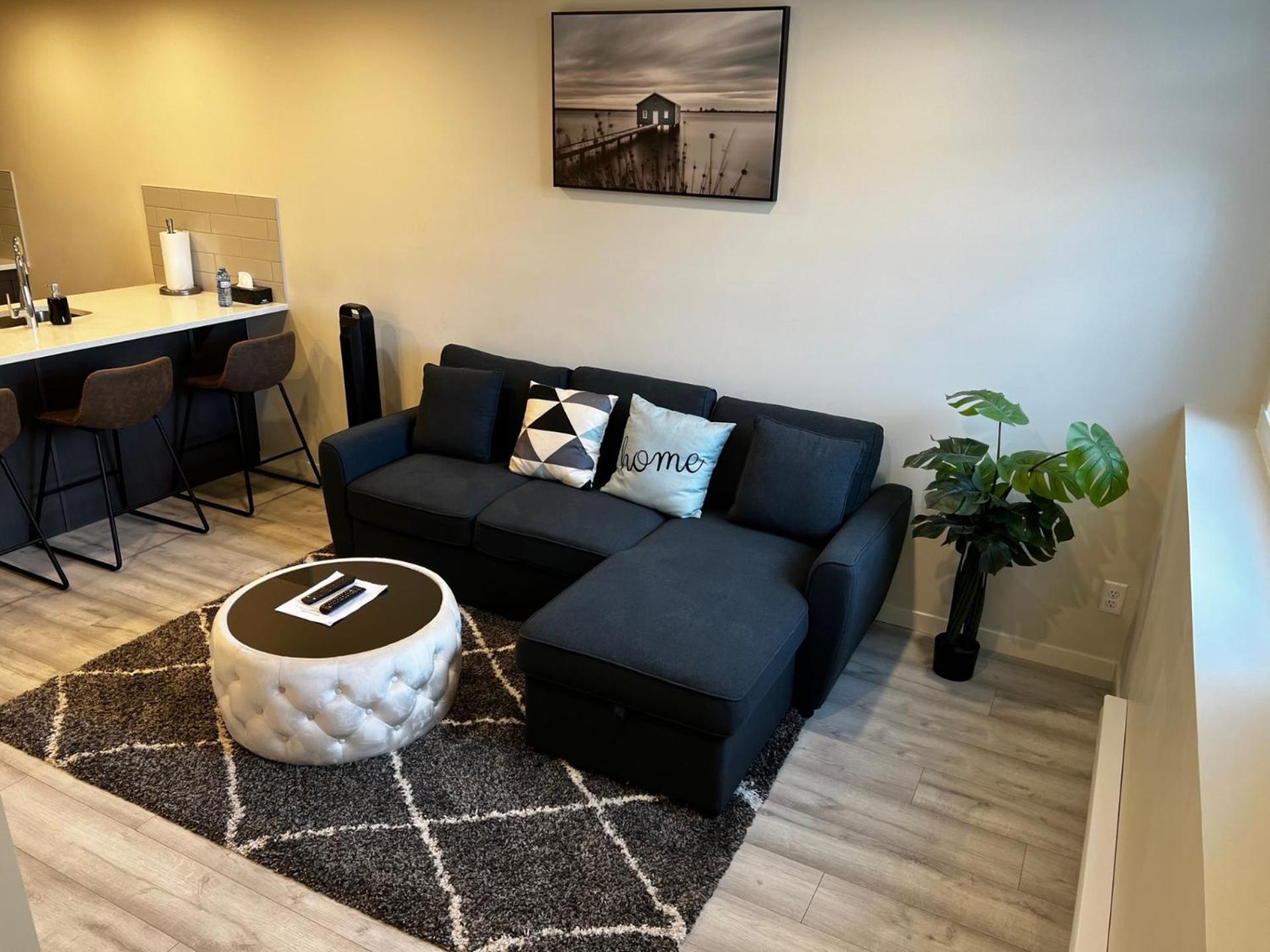 The Waterfront Cozy 1 Bd In Rockland Park, Tuscany Nw Apartment