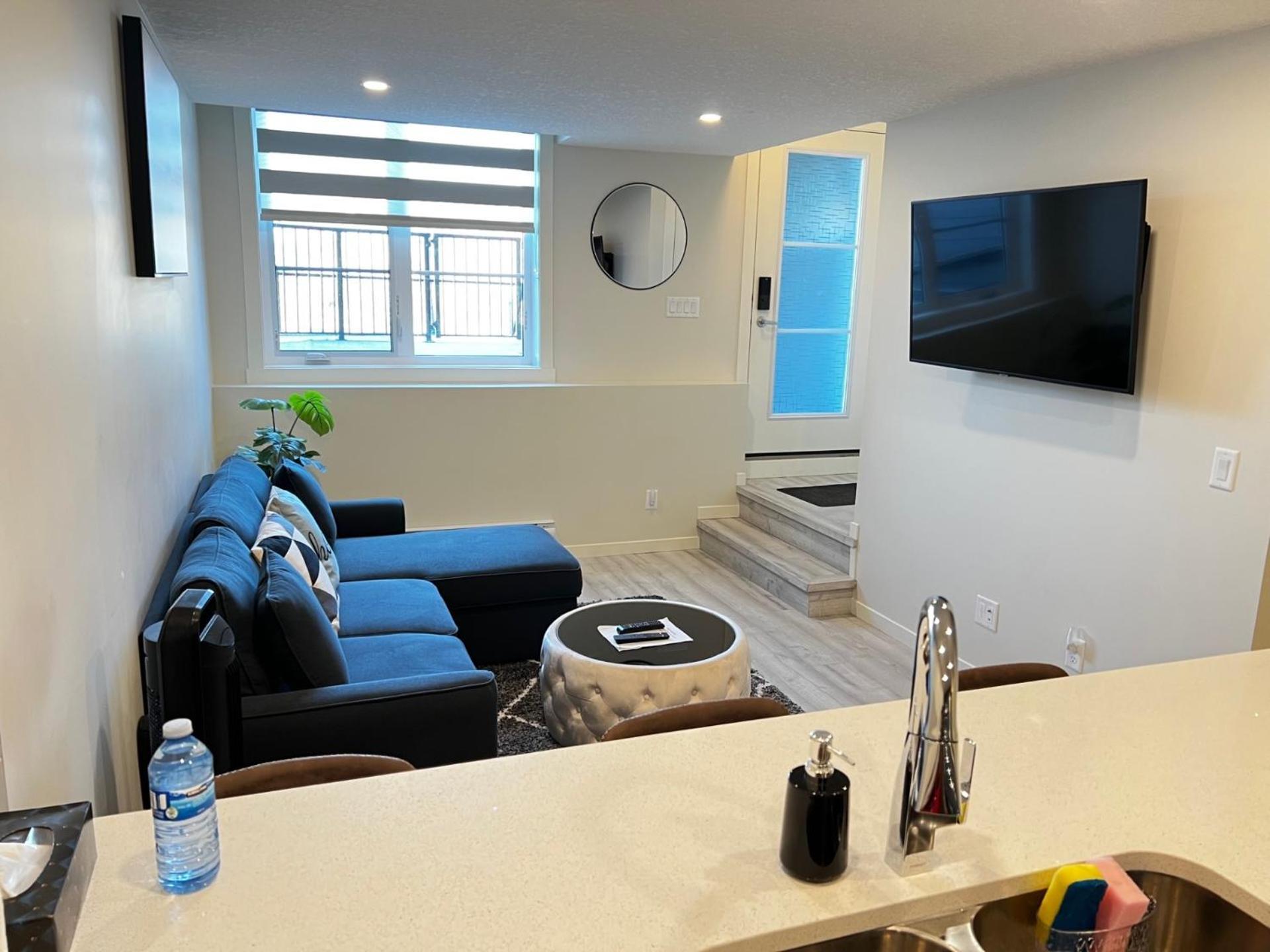 The Waterfront Cozy 1 Bd In Rockland Park, Tuscany Nw *