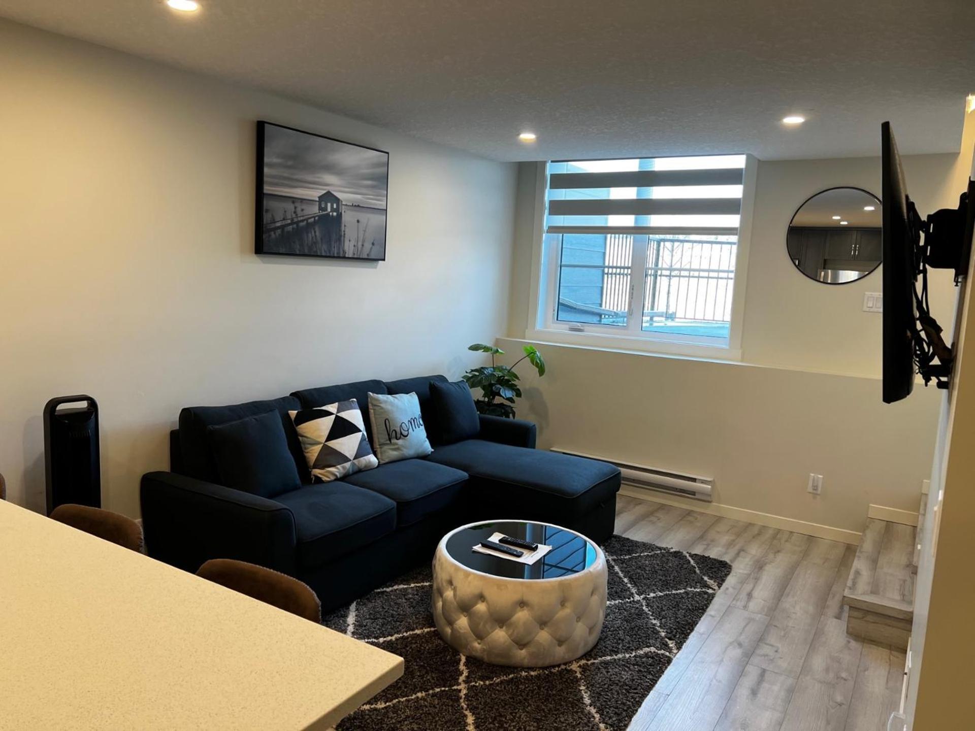 The Waterfront Cozy 1 Bd In Rockland Park, Tuscany Nw *