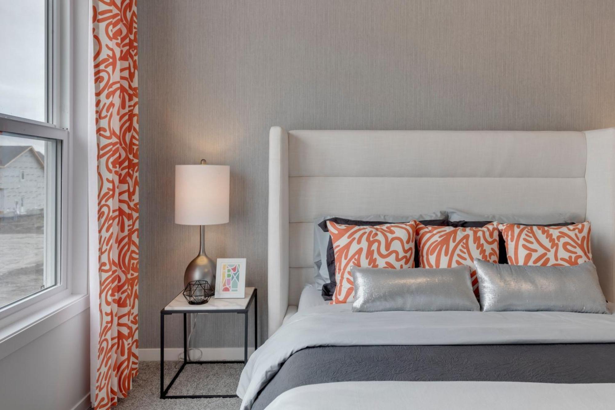 Spacious Modern With King Bed & Office *