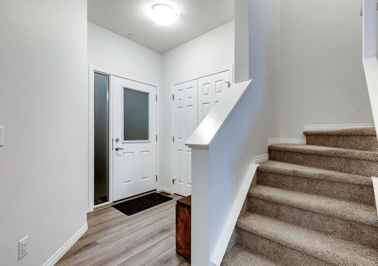 Holiday home Stylish/4bedroom/freeparking/indoorfireplace *