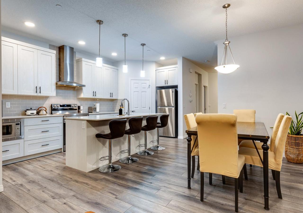Holiday home Stylish/4bedroom/freeparking/indoorfireplace *