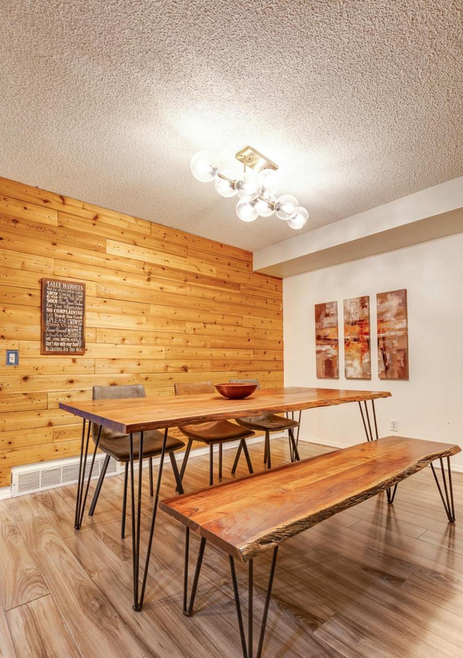 Cheerful 5-bedroom With Free Parking On Premises Holiday home Calgary