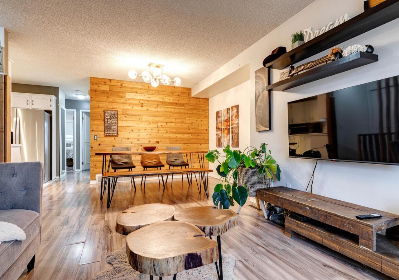 Cheerful 5-bedroom With Free Parking On Premises Calgary