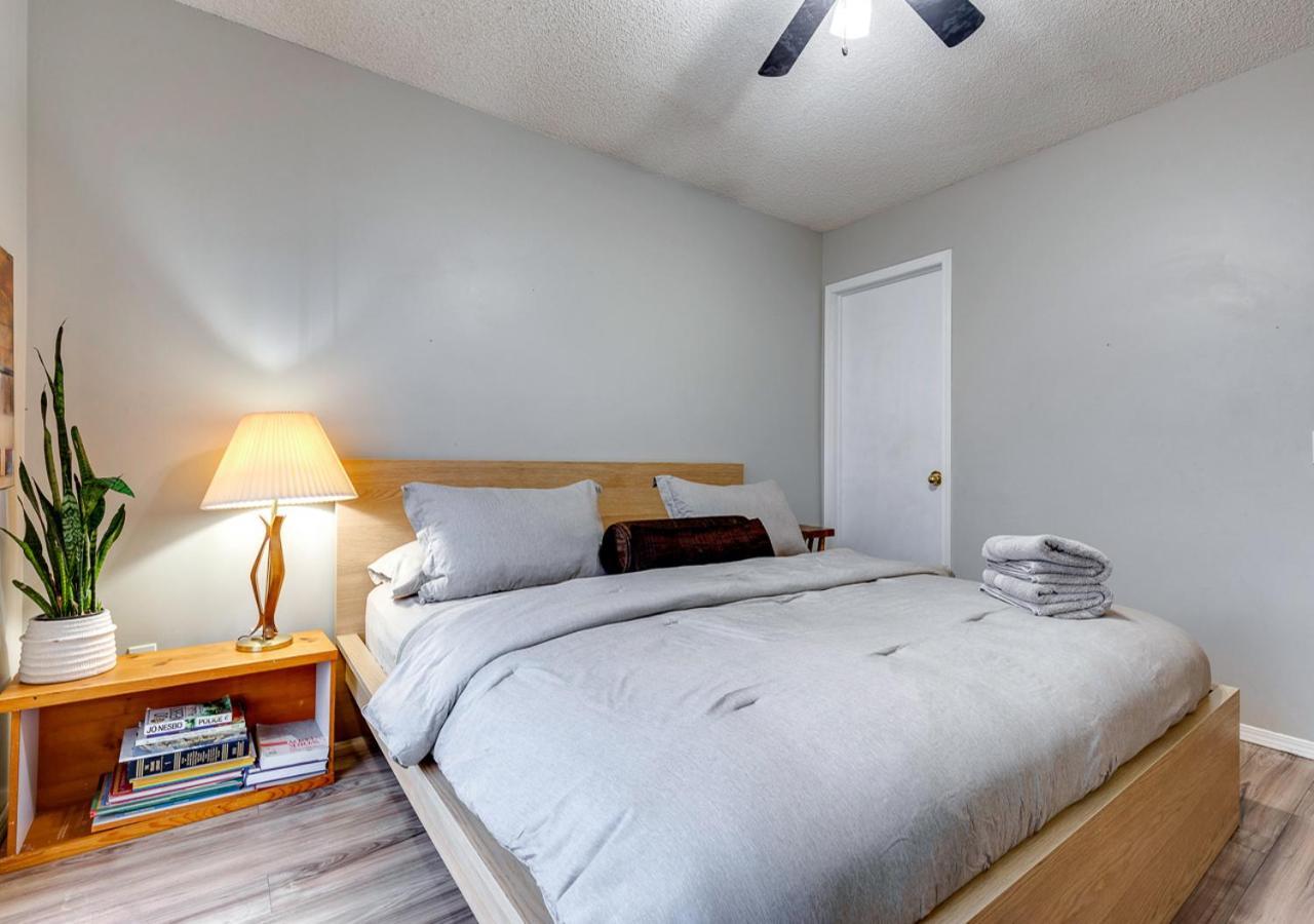 Cheerful 5-bedroom With Free Parking On Premises Holiday home *