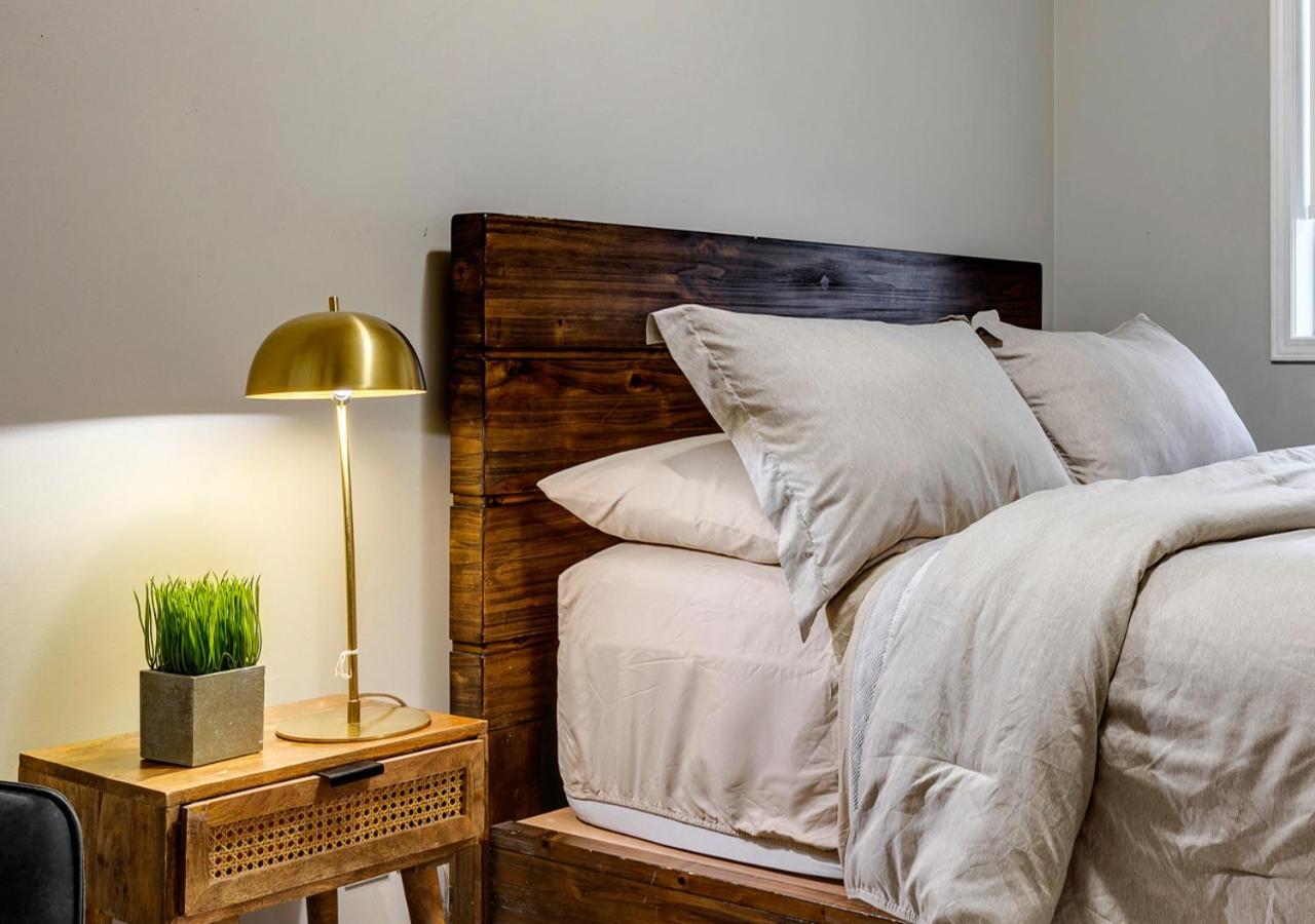 Cheerful 5-bedroom With Free Parking On Premises