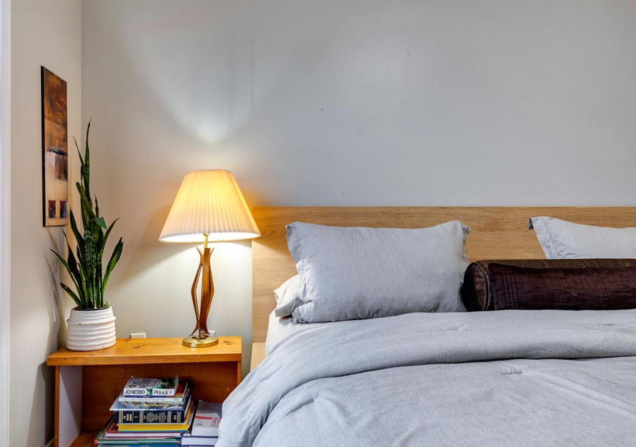 Cheerful 5-bedroom With Free Parking On Premises Holiday home *