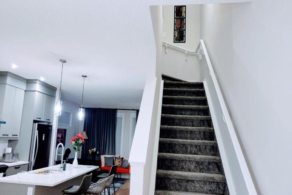 Brand New 3-bedroom In A Quiet Neighborhood * Calgary