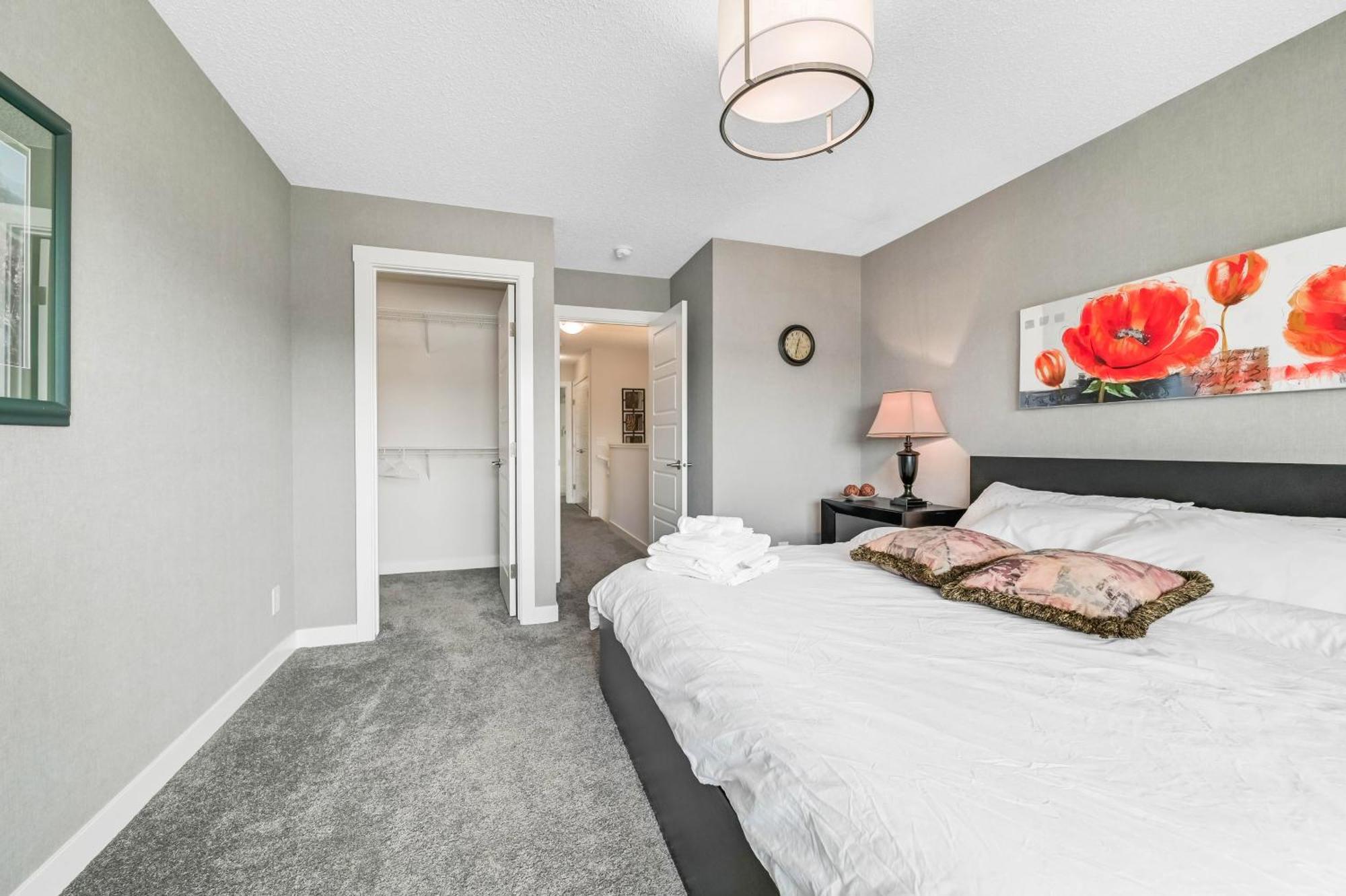 Brand New 3-bedroom In A Quiet Neighborhood * Calgary