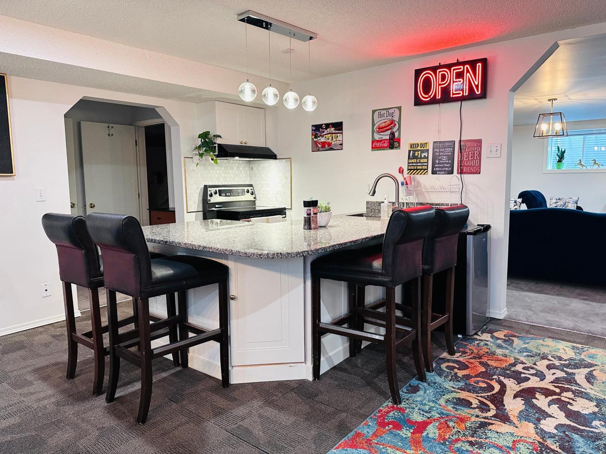 2 Bedrooms Private Basement Close To Winsport & Downtown * Calgary