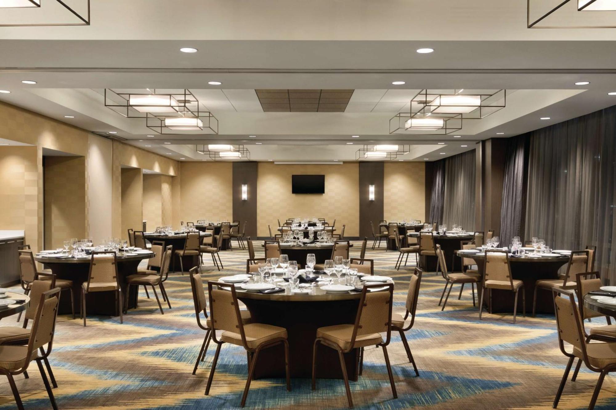 Hilton Garden Downtown Calgary