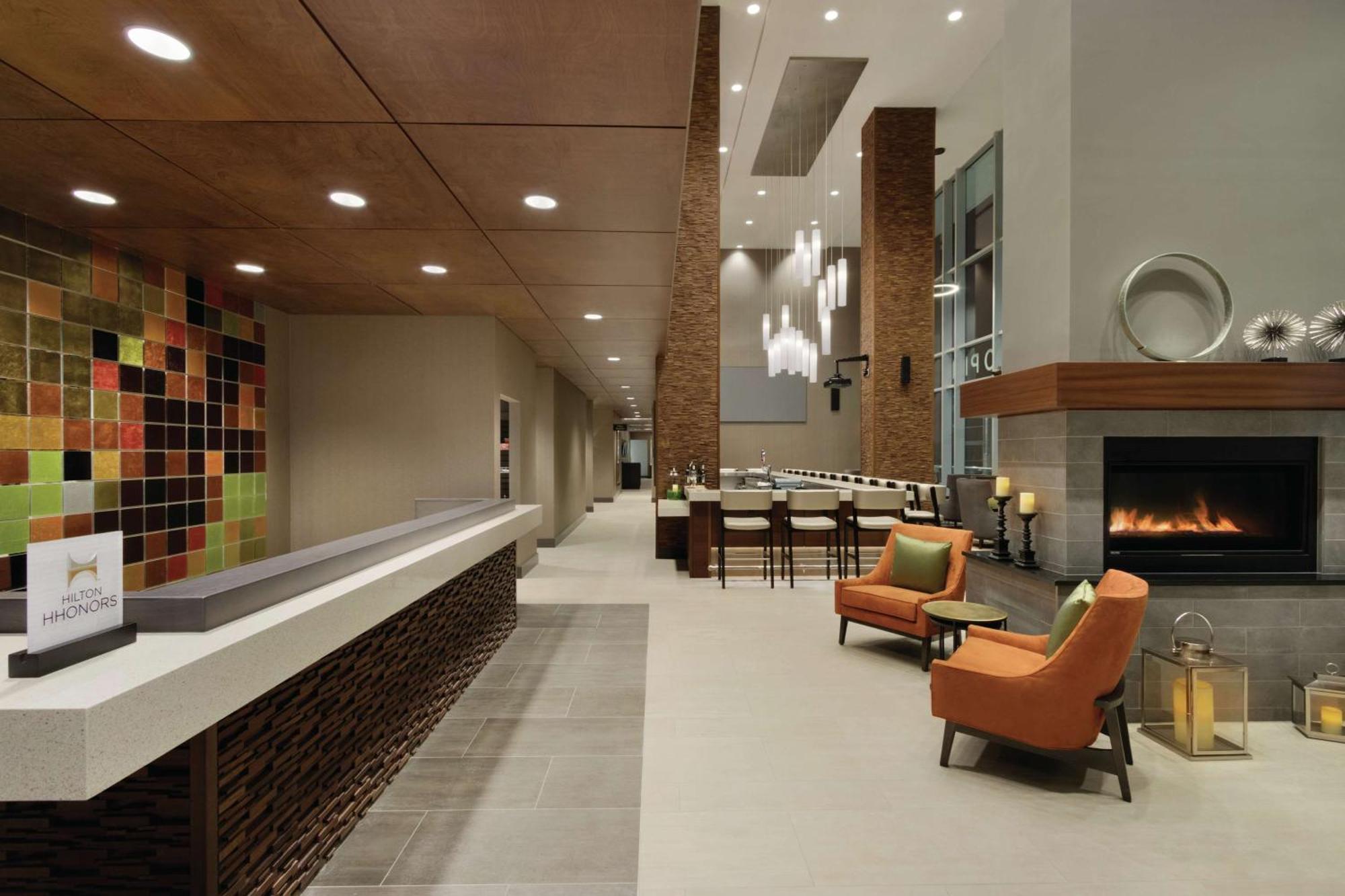 Hilton Garden Downtown 3*