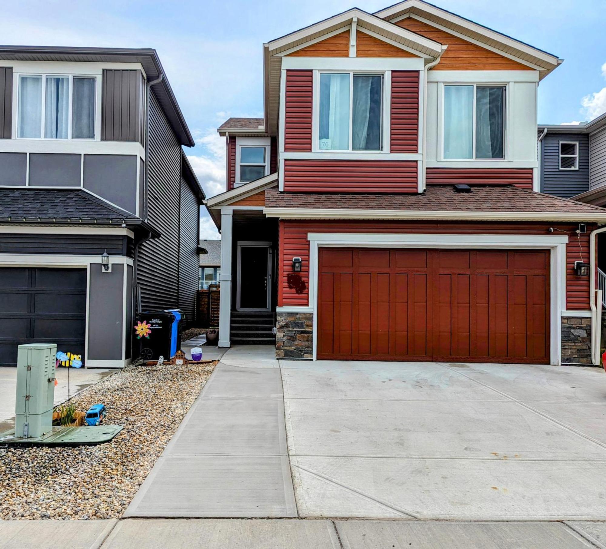 Livingston Howse Haven - A Simple & Cozy Private Two-bedroom Basement With Free Parking Apartment