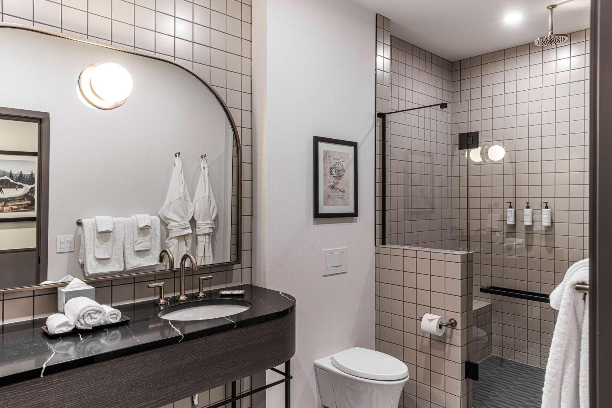 The Westley Downtown, Tapestry Collection By Hilton Hotel