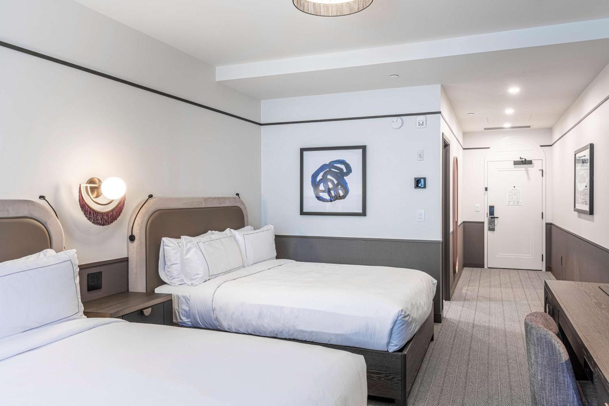 The Westley Downtown, Tapestry Collection By Hilton 4* Calgary