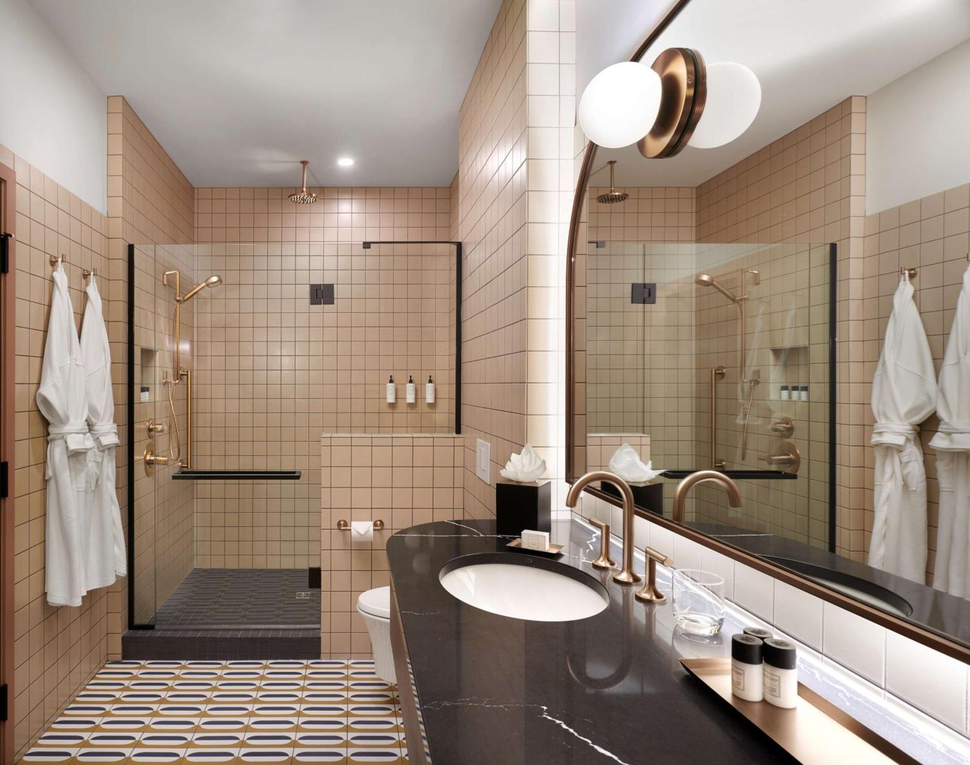 Hotel The Westley Downtown, Tapestry Collection By Hilton Calgary