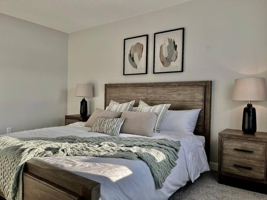Edith Duplex *