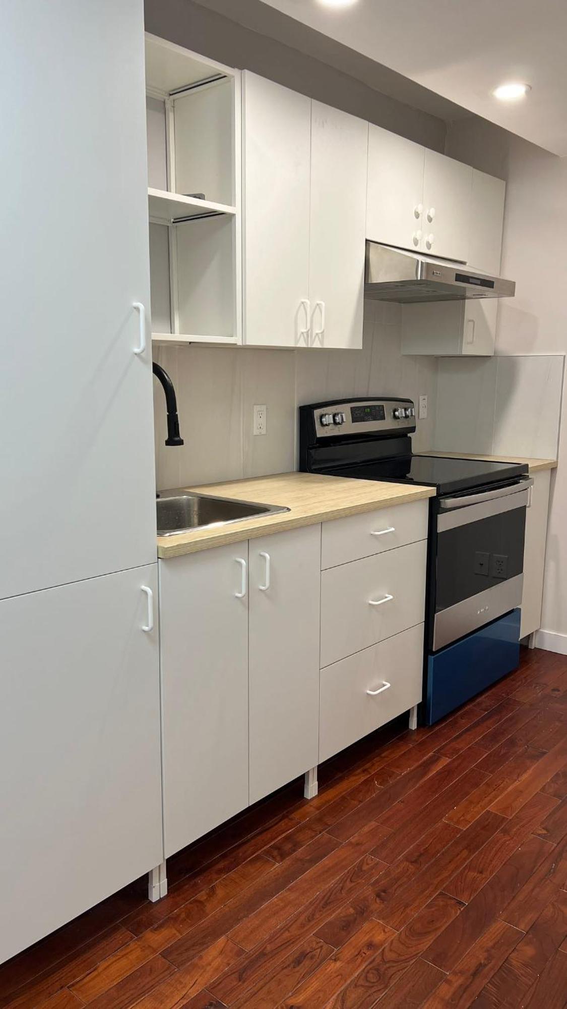 Newly Renovated Elephant Close To Banff And Business Center Villa *