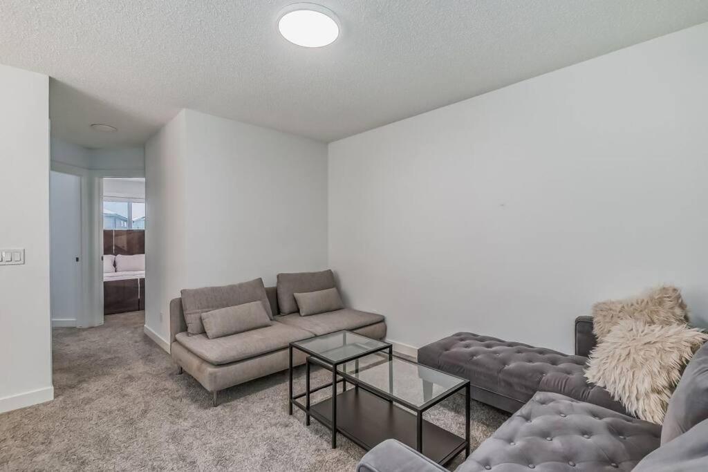 Apartment Lutas Cozy One Bedroom- In Shared
