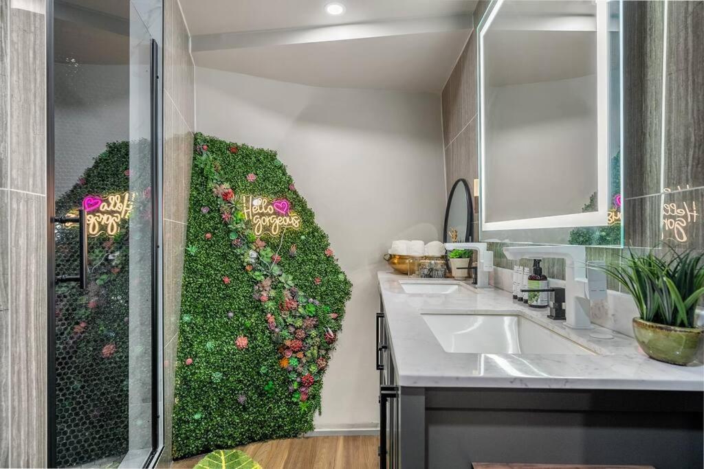 Villa Dome House Yyc, Iconic, Luxury, Backyard Oasis
