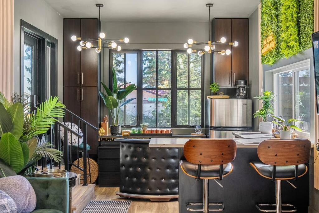Dome House Yyc, Iconic, Luxury, Backyard Oasis Calgary