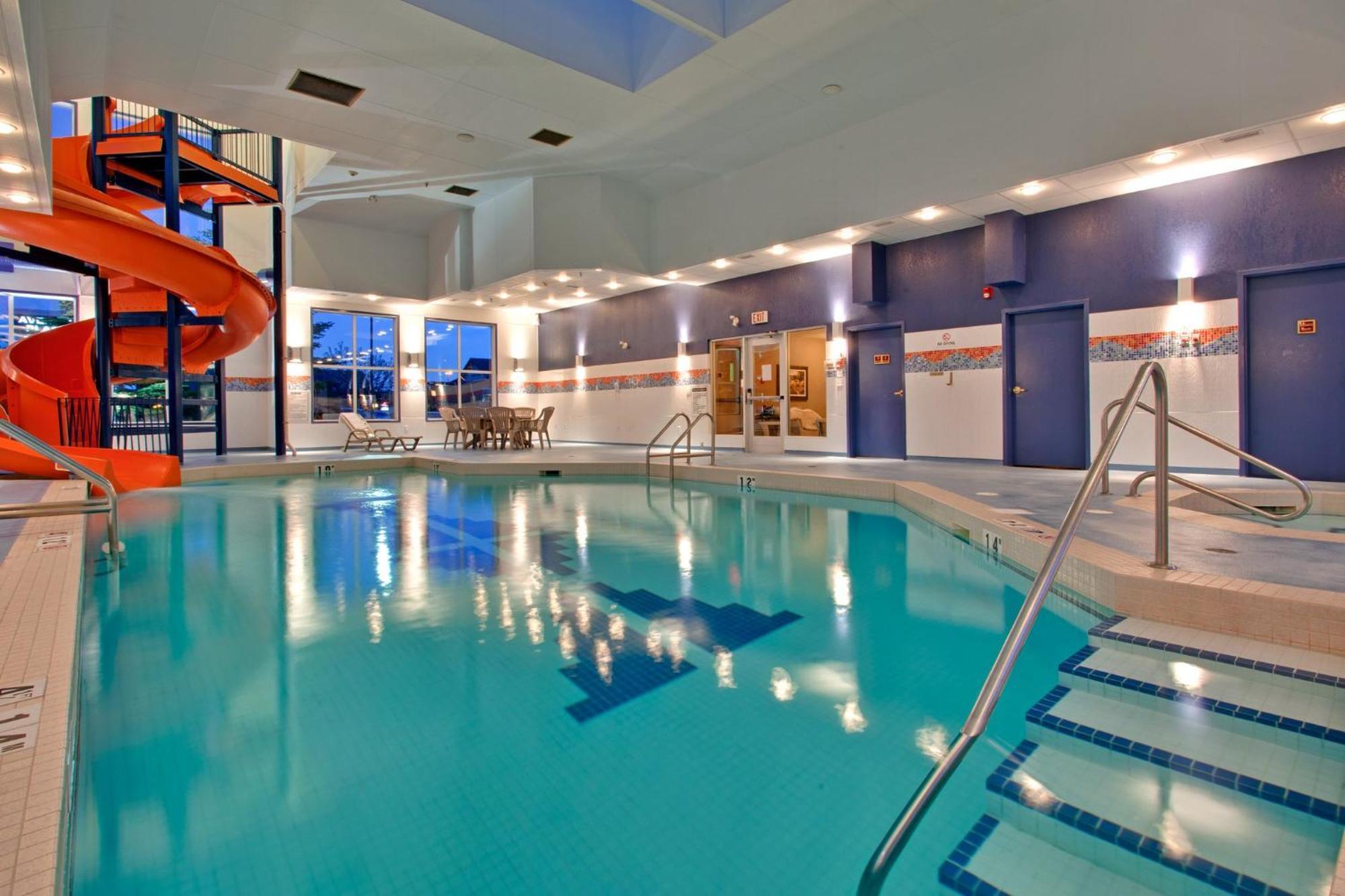 Express South By Ihg 3* Calgary