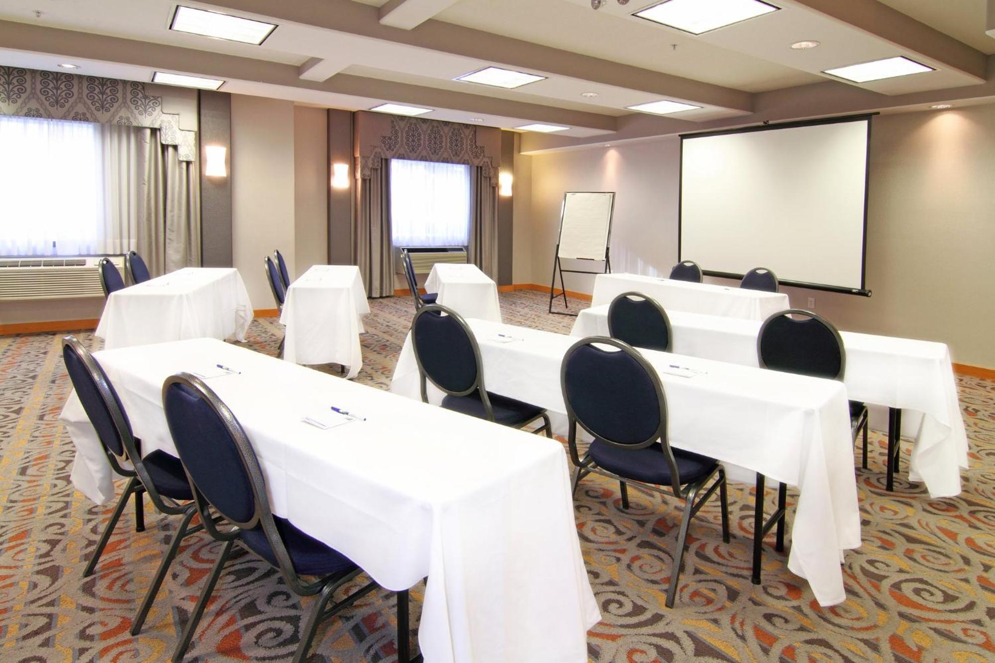 Express South By Ihg 3* Calgary