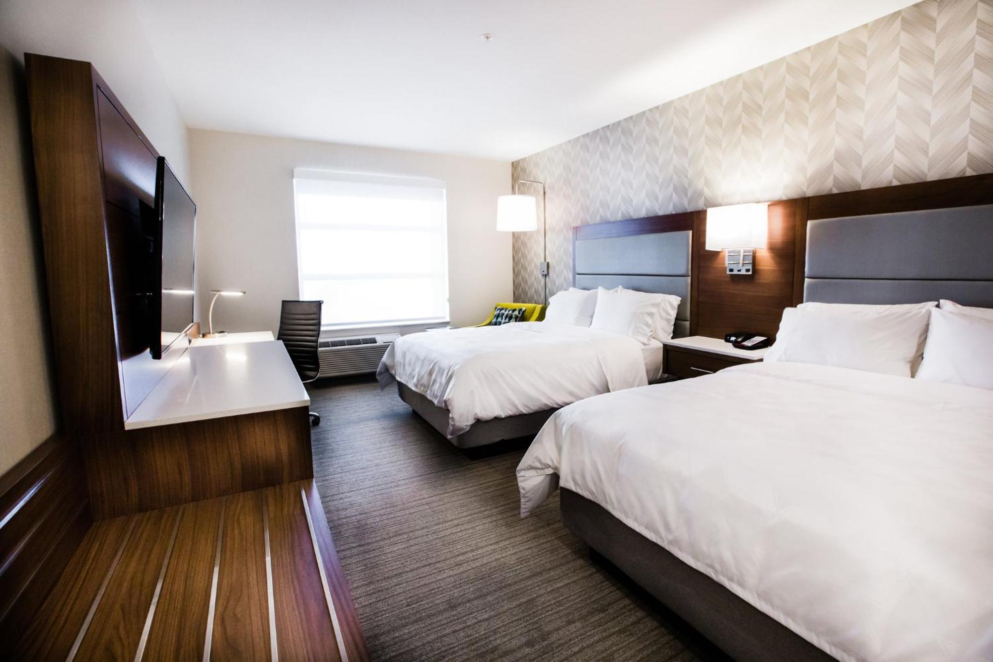 Holiday Inn Hotel & Suites Calgary South - Conference Ctr By Ihg Hotel