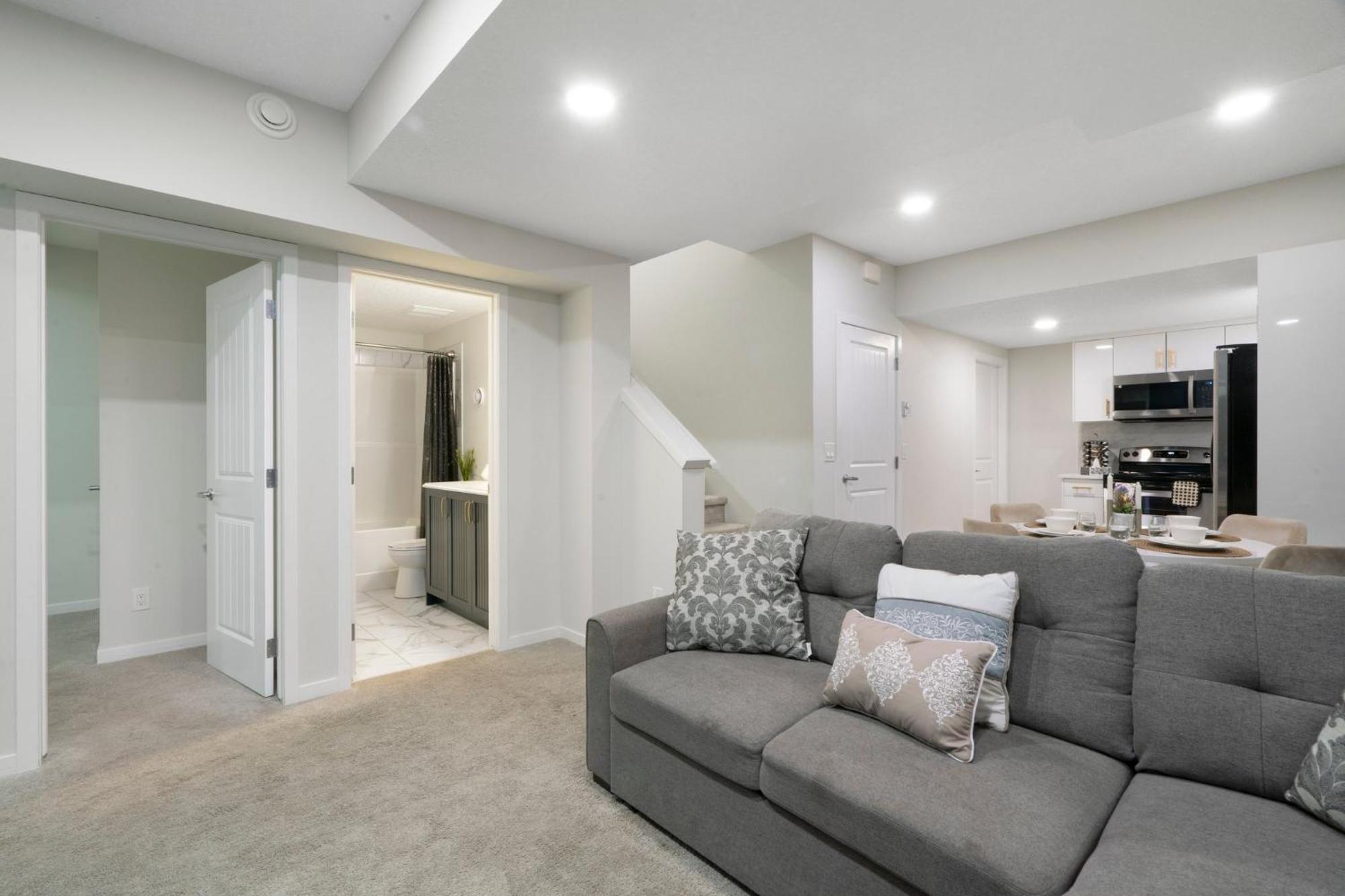 Small Paris Two Bedrooms Entire Apartment Calgary