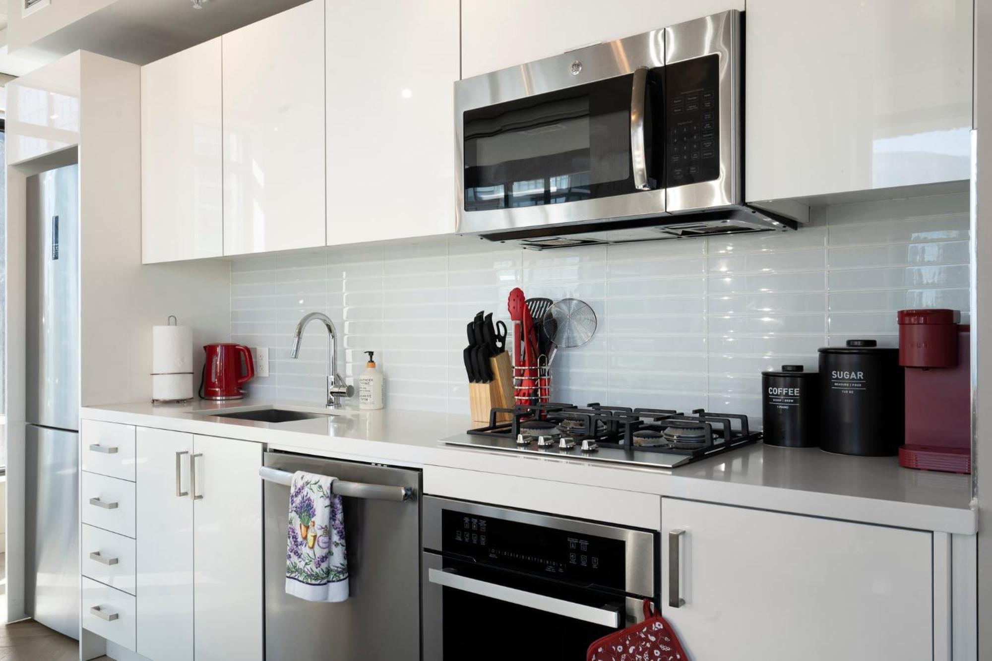 Downtown Paradise - 2 Beds, 2 Baths With Sofa Bed And Pool Apartment *