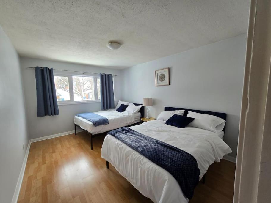 3 Bedroom Away From Villa *