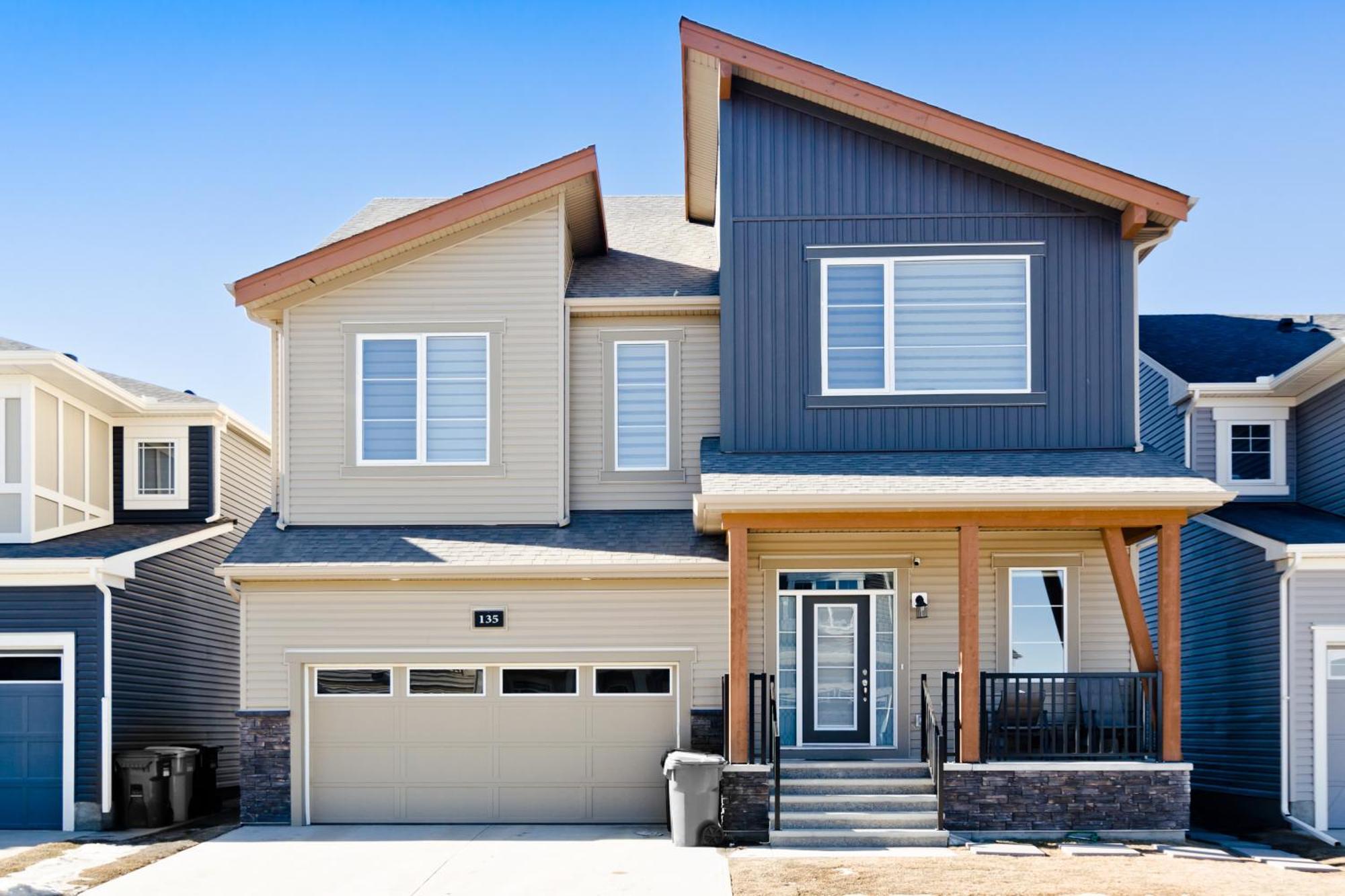 Apartment Luxury Serenity In Nw Calgary, High Speed Internet,, Near Grocery & Airport, Free Parking