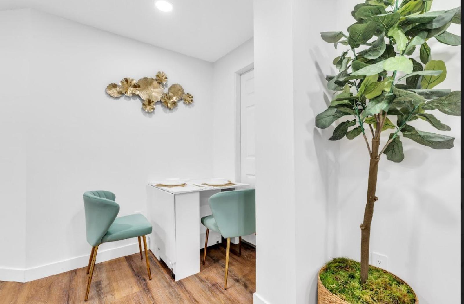 Luxurious And Spacious 2br *