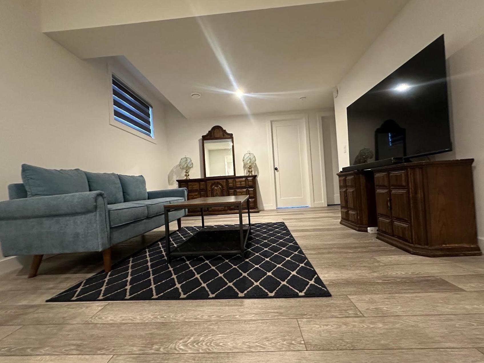 Spacious 2 Bedroom & Kitchen Basement Near Airport * Calgary