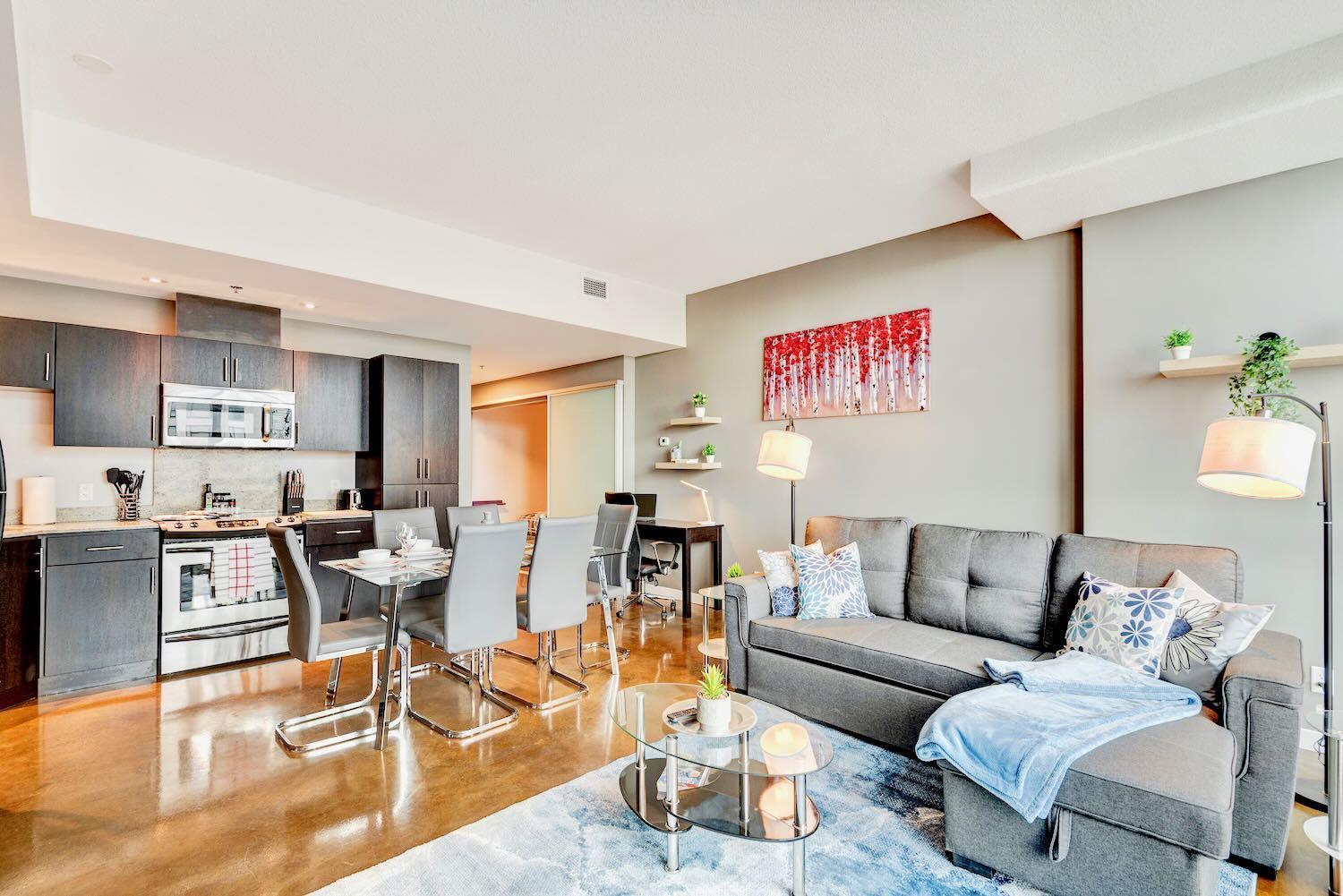 Modern 2br - King Bed - Downtown Views * Calgary