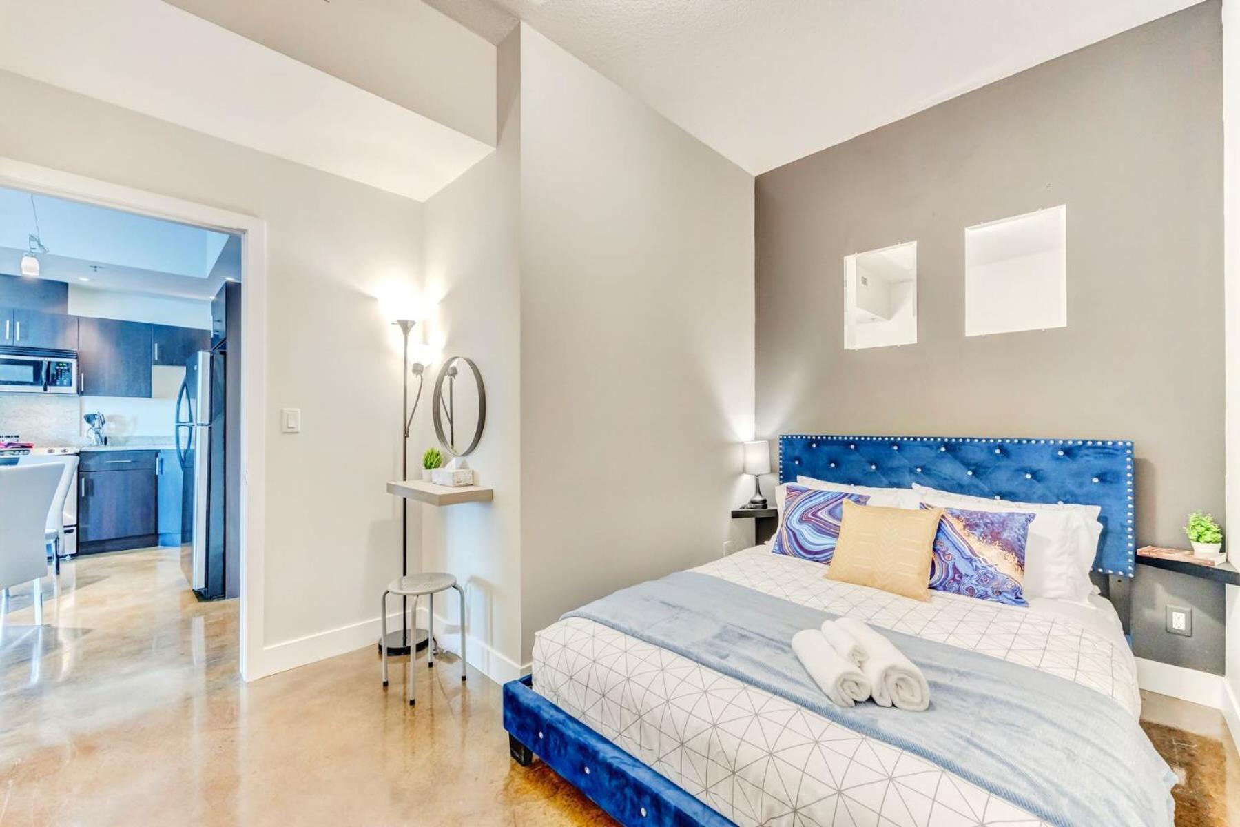 Holiday home Luxury 2br - King Bed - Stunning Views Calgary