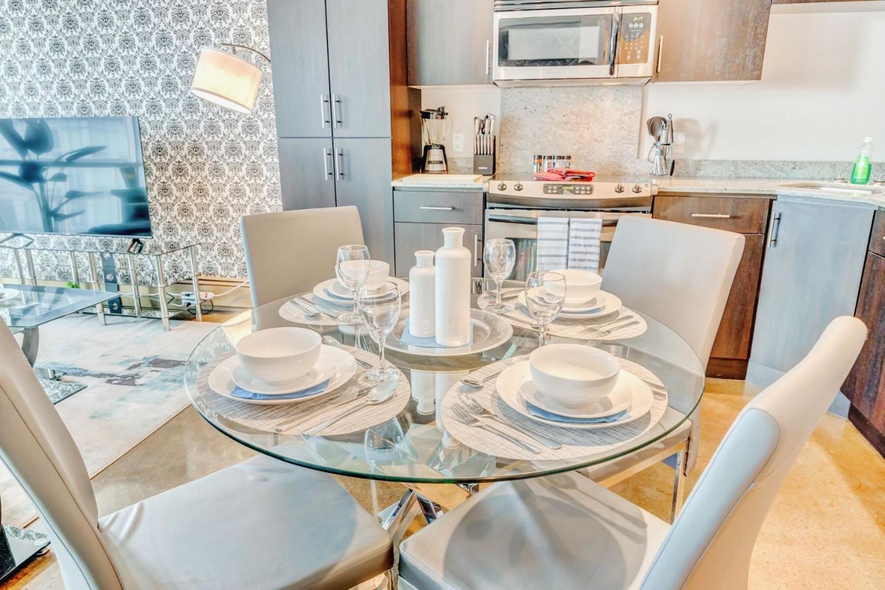 Luxury 2br - King Bed - Stunning Views Holiday home