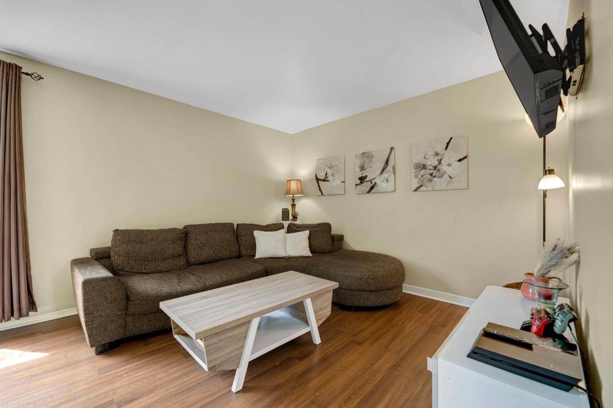 Holiday home Family Playhouse Calgary