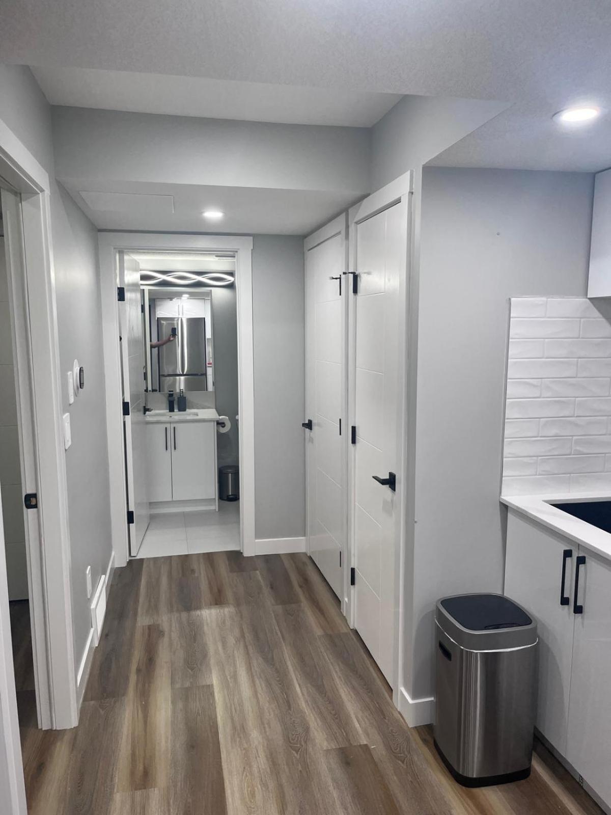 Apartment Adorable Private In Seton Se, Calgary