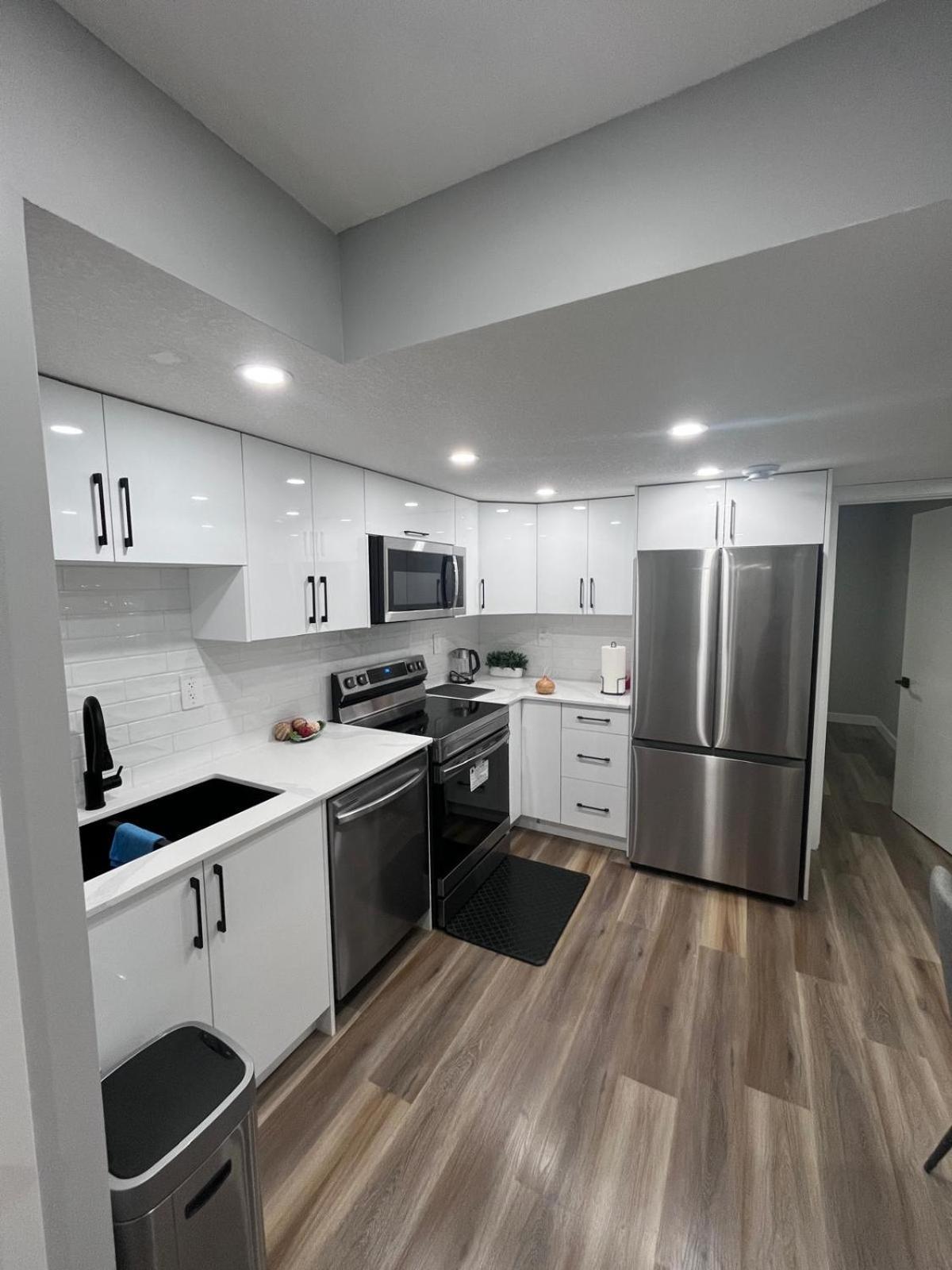 Apartment Adorable Private In Seton Se, Calgary
