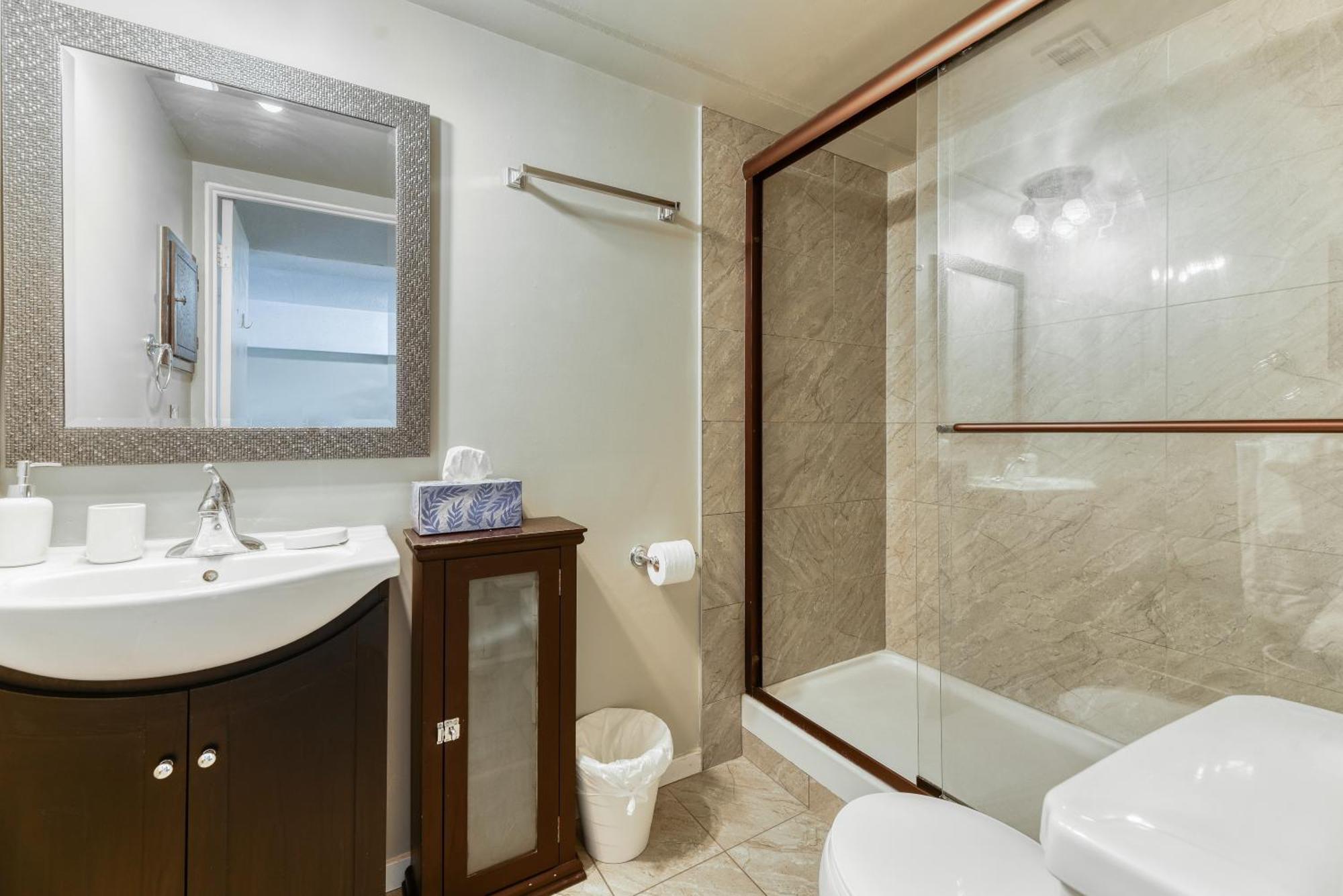 A Spacious Downtown 1-bed Apartment Calgary