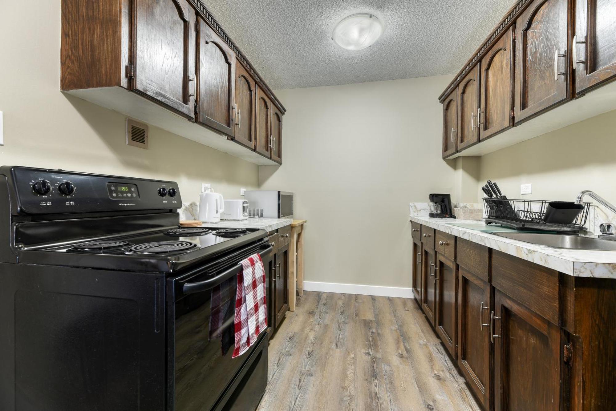 A Spacious Downtown 1-bed