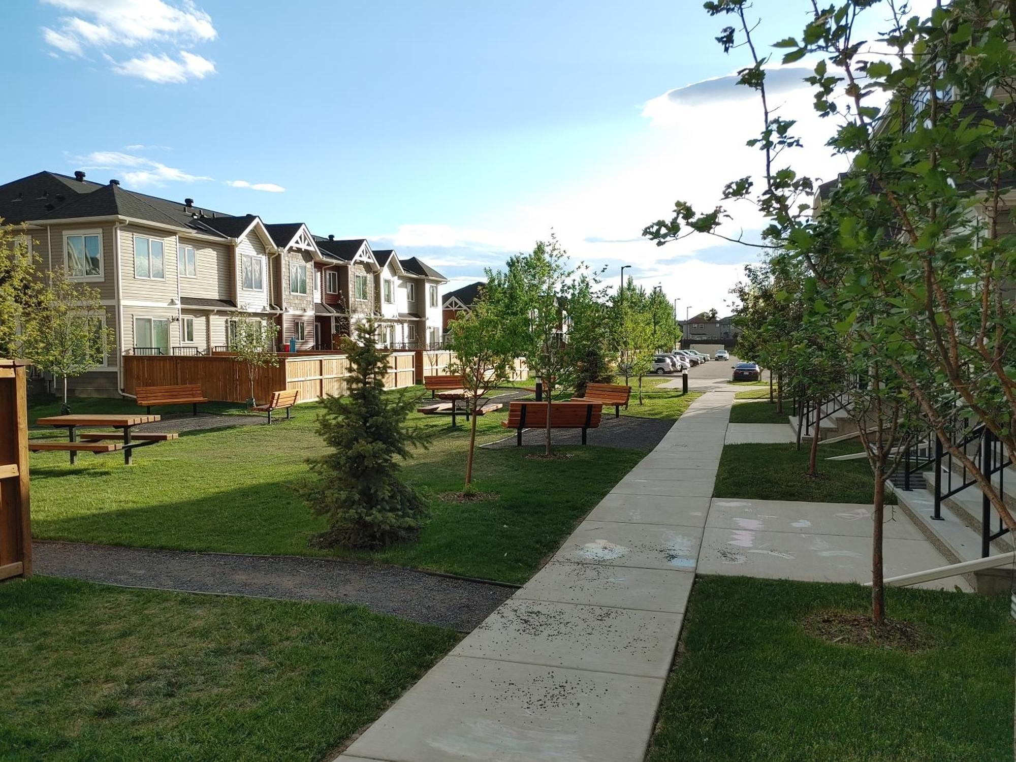 Genesis Townhouse *