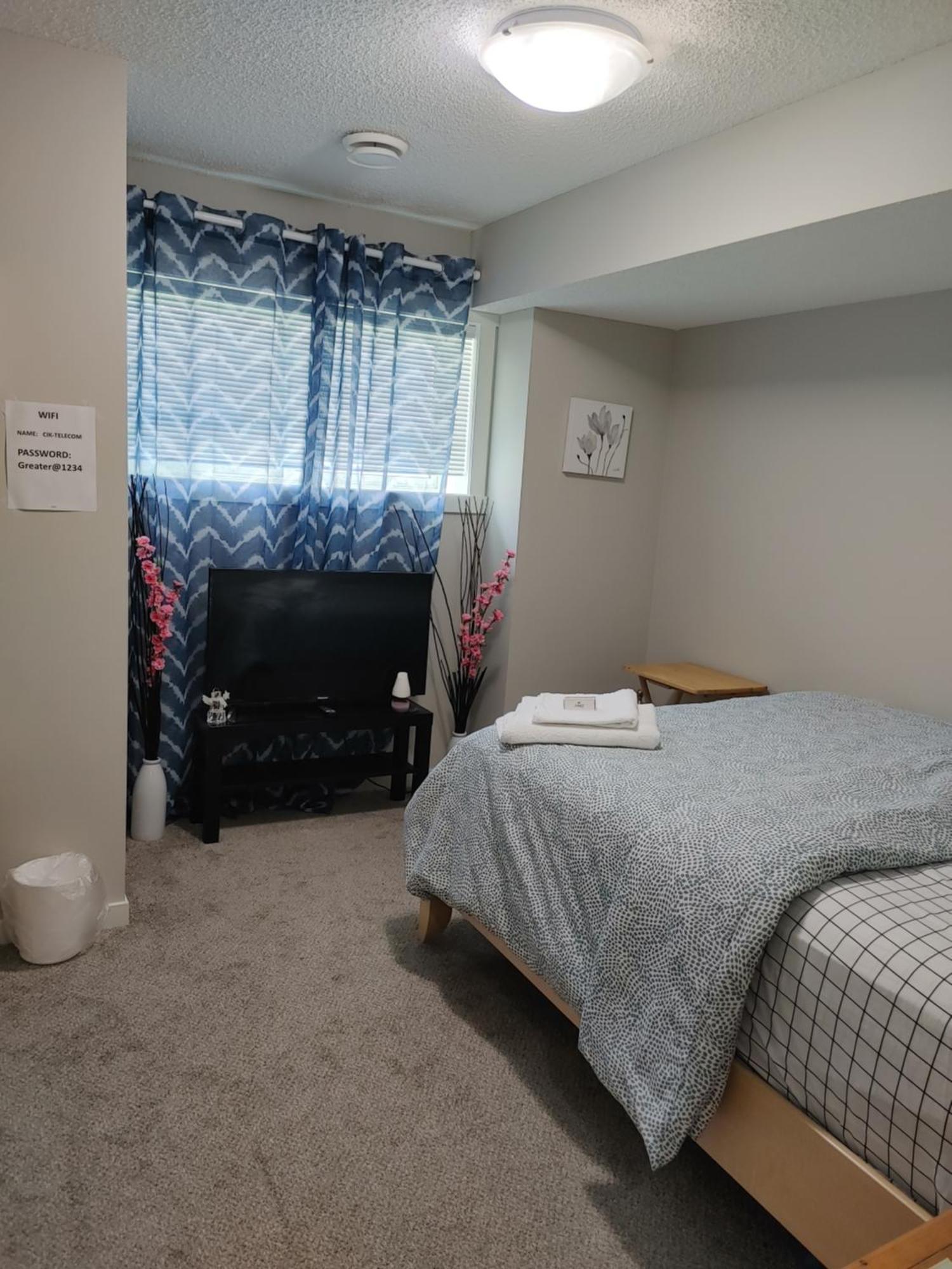 Genesis Townhouse * Calgary