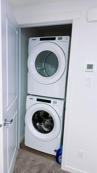 Apartment 2bedrooms, 1bath, Two Beds, New Basement In Mahogany